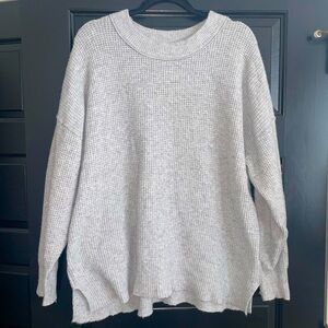 Aerie Oversized Grey Sweater Size Small
